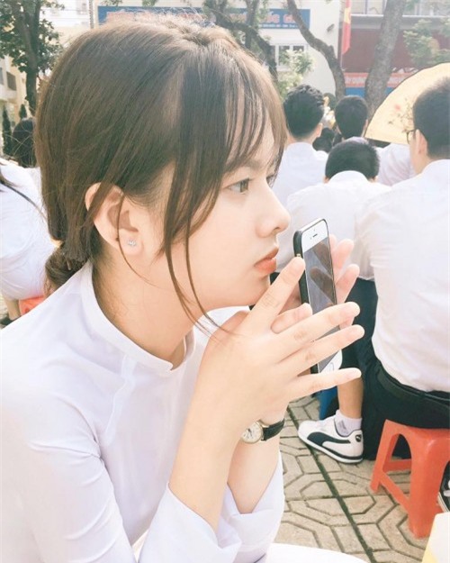 Lại xuất hiện thêm một nữ sinh Hà Nội sở hữu vẻ đẹp lai Tây khó rời mắt! - Ảnh 6.