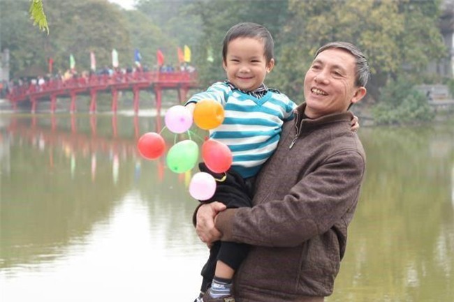 khi bo chong cham con dau o cu - 2