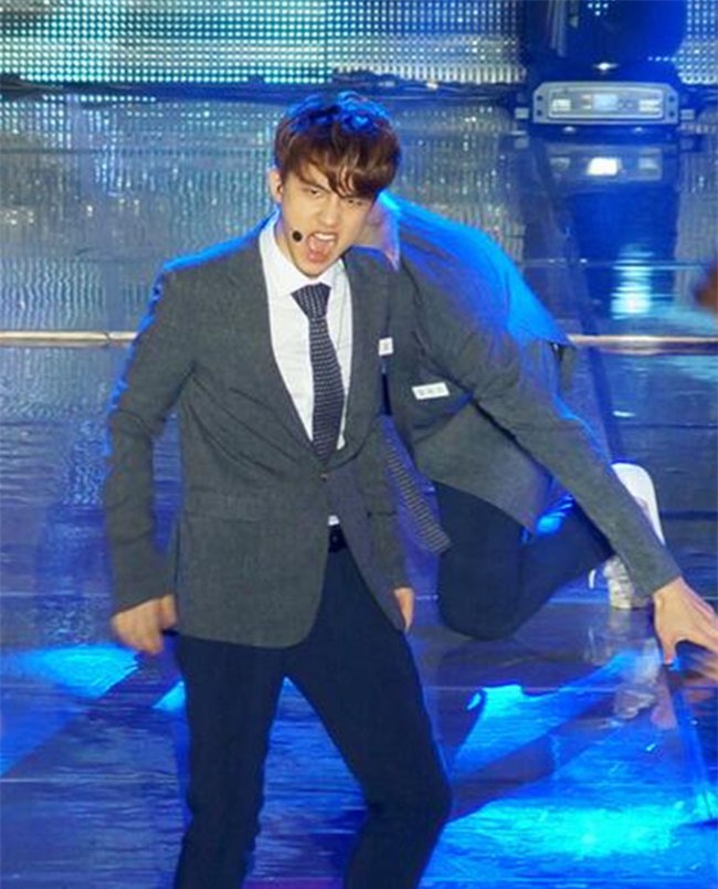 17 hinh anh "gay hieu lam" cua my nhan viet va sao chau a hinh anh 11