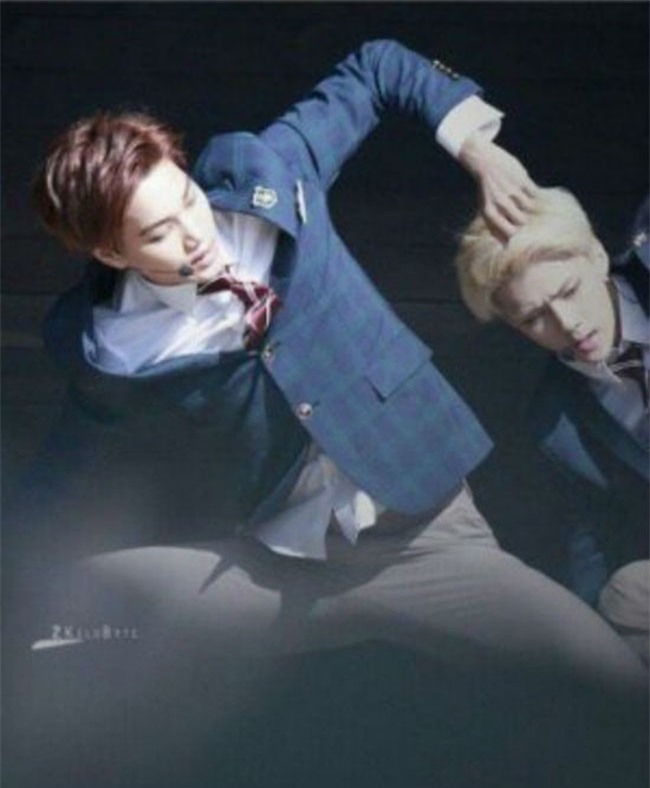 17 hinh anh "gay hieu lam" cua my nhan viet va sao chau a hinh anh 6