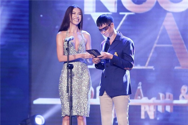 dien vay xuyen thau "qua hiem" minh tu thu hut het moi anh nhin tren tham do - 6