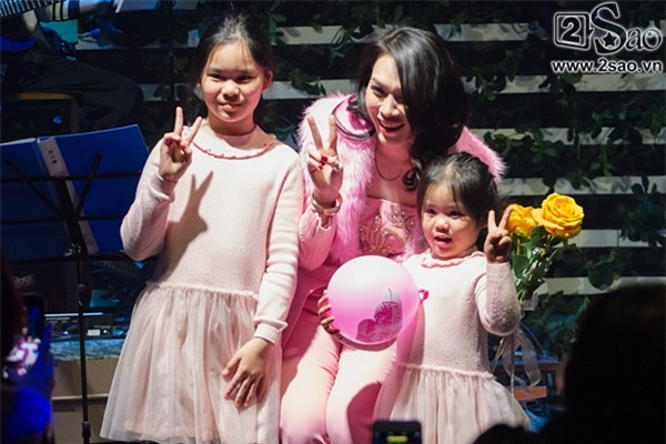 Thông báo khỏi bệnh, Mỹ Tâm quẩy hết mình cùng fan nhí trong vũ điệu say rượu-4