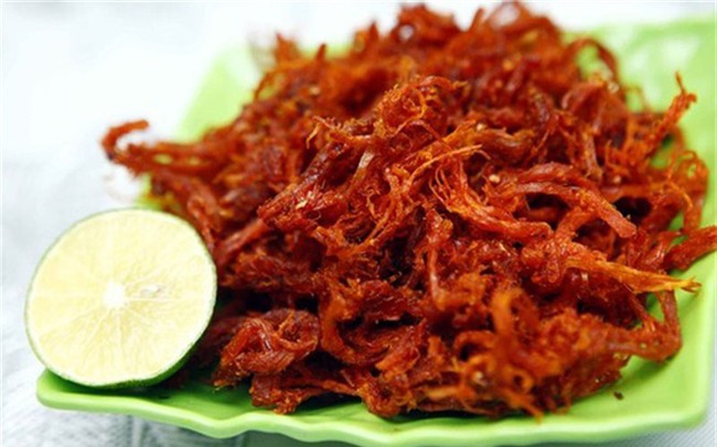Cho thịt bò vào nồi cơm điện, hơn 40 phút là có mẻ bò khô cay cay, thơm lừng góc bếp - Ảnh 1.