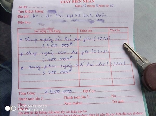 Hoá đơn các chi phí dịch vụ chụp ảnh cưới của khách hàng.