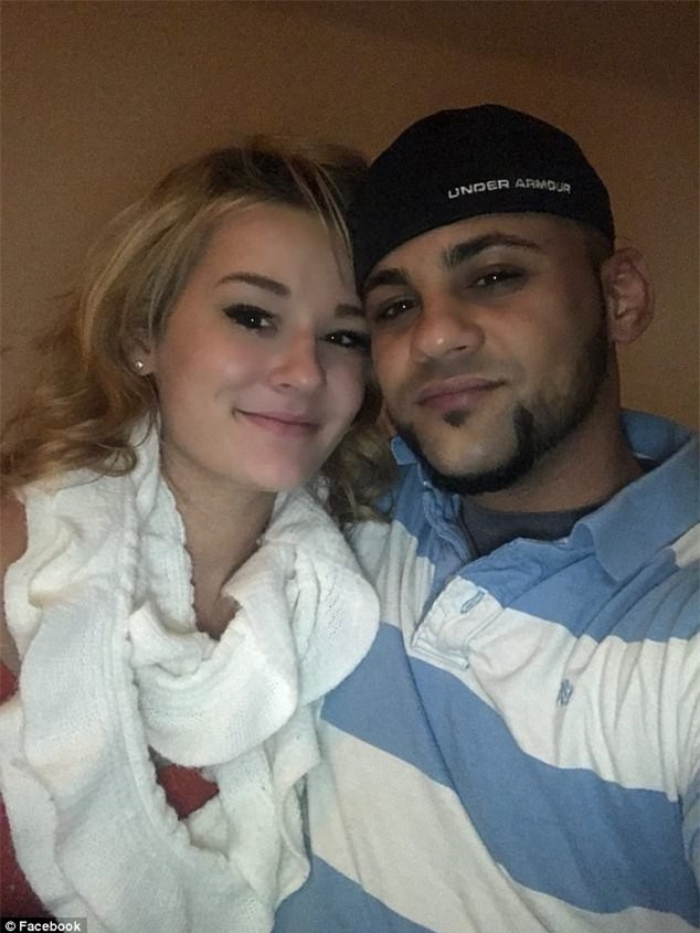 Yêu nhau được 3 tháng, cô gái bị bạn trai đánh đập tàn nhẫn và suýt bán vào động mại dâm - Ảnh 1.