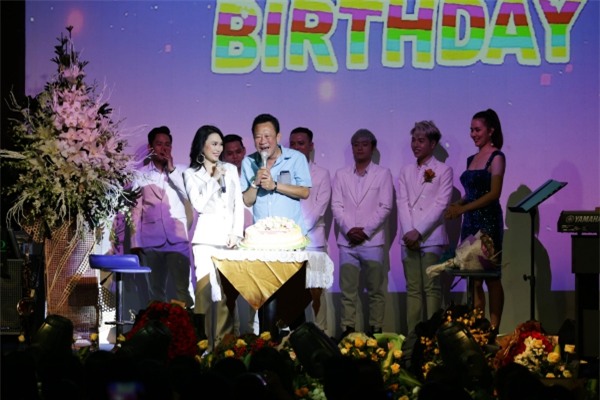 Mỹ Tâm song ca cùng trò cưng 3 hits đình đám của Vpop-6