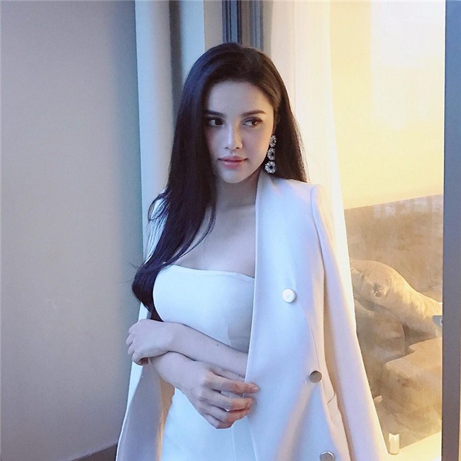 ve dep boc lua cua nguoi dep co kha nang thay the hoa hau ngan anh hinh anh 12