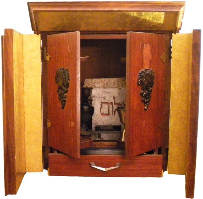 9 cổ vật mang lời nguyền đáng sợ: Cổ vật cuối cùng cướp đi cả vẻ ngoài lẫn sức khoẻ của chủ nhân - Ảnh 8.