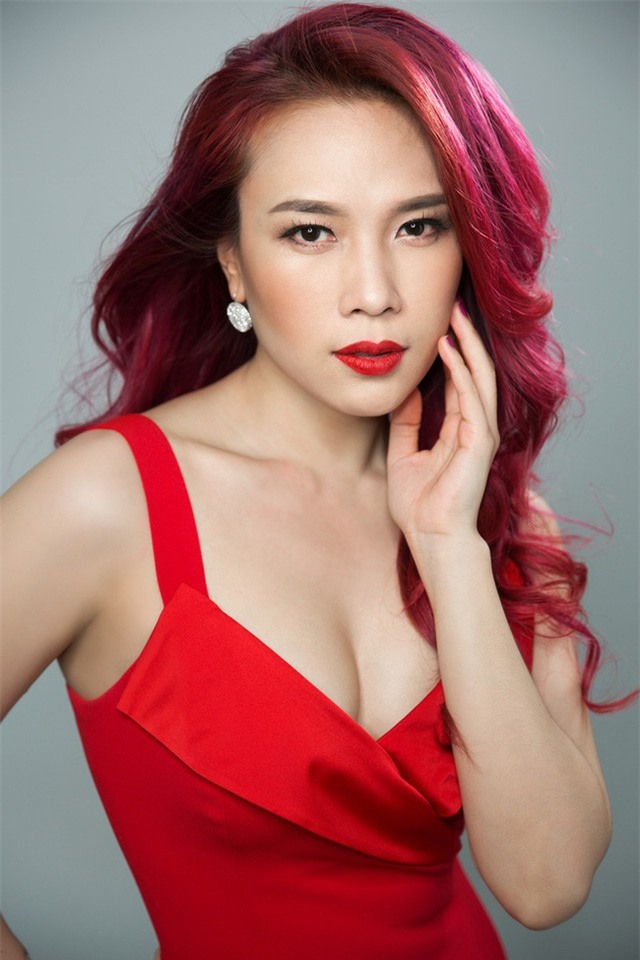 Nghịch lý Mỹ Tâm tuổi 37: Càng lớn thì càng trẻ trung và lầy lội! - Ảnh 10.