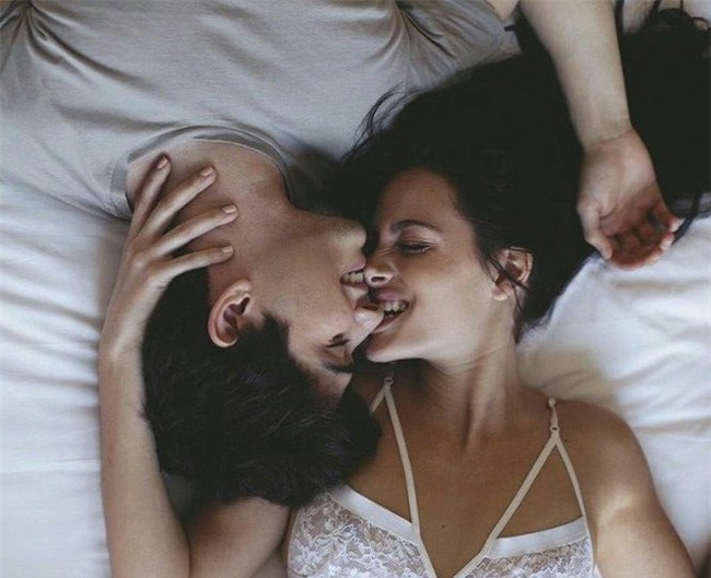 Kẻ thù giấu mặt của cuộc yêu nồng say mà đôi bên thường dễ bỏ qua - Ảnh 1.