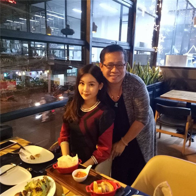 Hồi phục sau cú shock yêu cầu tước vương miện, Hoa hậu Lê Âu Ngân Anh đón sinh nhật trưởng thành-4