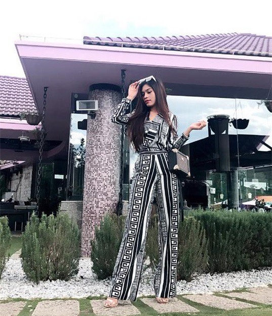 Thêm loạt ảnh đời thường hút mắt của nhóm thiếu nữ Ê Đê bê tráp đang cực hot - Ảnh 18.