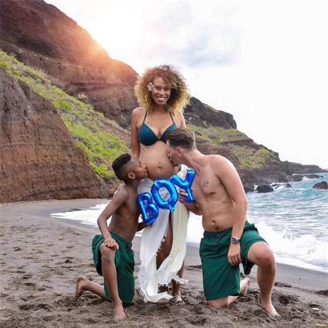 Clip gây bão mạng với 3,6 triệu lượt xem về quá trình xoay ngôi thai bên ngoài - Ảnh 2.