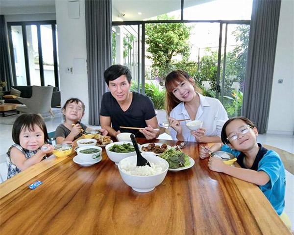 chup anh gia dinh dep den tung thanh vien, khong ai qua duoc ly hai minh ha - 8