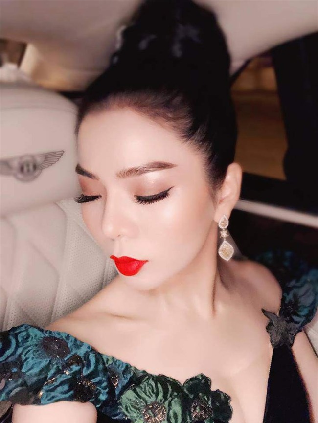 hoc tap "me bim sua" le quyen cach chon mau son giup sang bung khuon mat! - 1