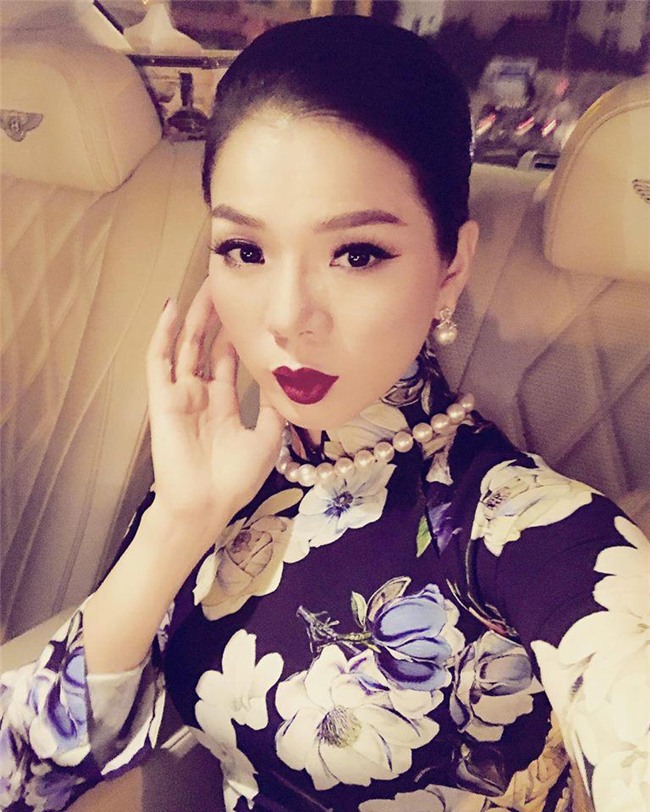 hoc tap "me bim sua" le quyen cach chon mau son giup sang bung khuon mat! - 8