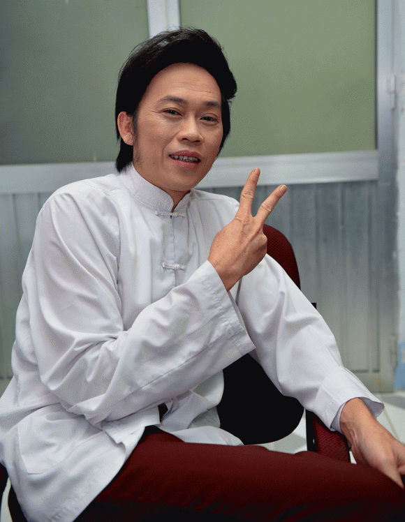 Hoài Linh, danh hài Hoài Linh, hoài linh mang thuốc ngủ