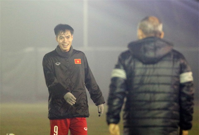 Văn Toàn và đồng đội tập trung cao độ trước trận gặp U23 Syria