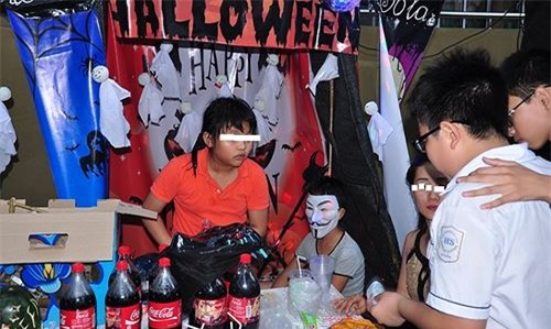 Chỉ thị số 46/CT-TTg yêu cầu không quảng cáo và kinh doanh các thực phẩm không có lợi cho sức khỏe, đồ uống có cồn, nước ngọt có ga trong trường học. Ảnh: Báo Quảng Ninh.