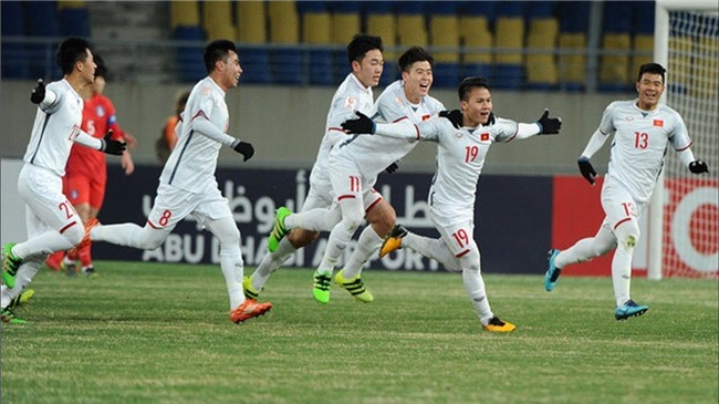 Những người hùng U23 Việt Nam nói gì về điều kỳ diệu vào tứ kết giải U23 châu Á? - Ảnh 2.