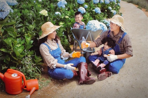 Hải Băng và Thành Đạt, vợ chồng Hải Băng, Thanh Đạt, Hải Băng và con