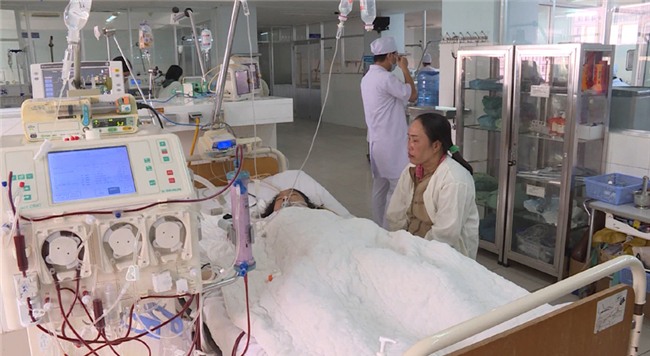 nữ sinh,ngộ độc,trà sữa,Khánh Hòa