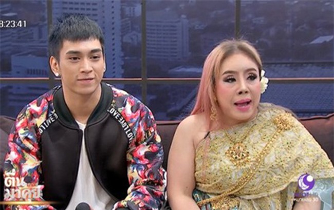 nhung ngoi sao gay soc vi dang tin tuyen ban trai hinh anh 14