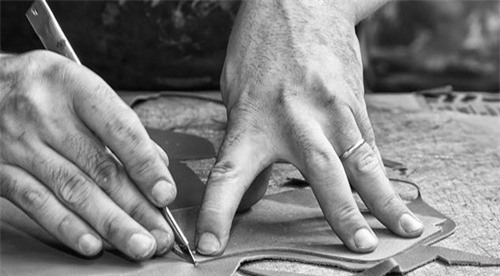 giới siêu giàu,đồ dát vàng