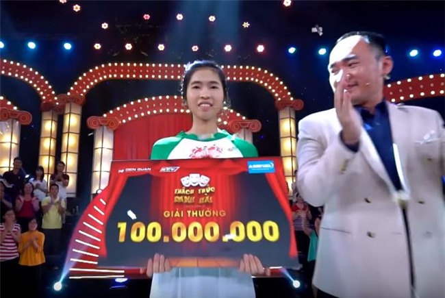 Rơi nước mắt trước gia cảnh khó khăn của cô gái đạt 100 triệu trong ‘Thách thức danh hài’-1