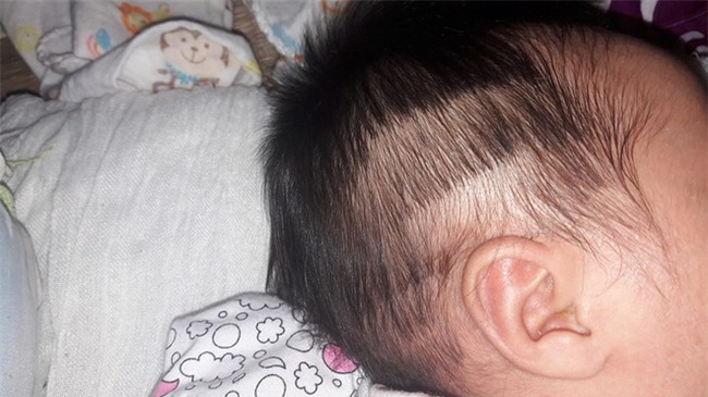 Những quả đầu ruộng bậc thang, bát tô úp do mẹ tự tay cắt tóc cho con diện Tết khiến ai nấy không thể nhịn cười - Ảnh 7.