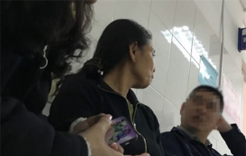 Vụ cô gái bị người đàn ông ngoại quốc tẩm xăng đốt: ‘Con chưa bao giờ kể tôi nghe về người này’