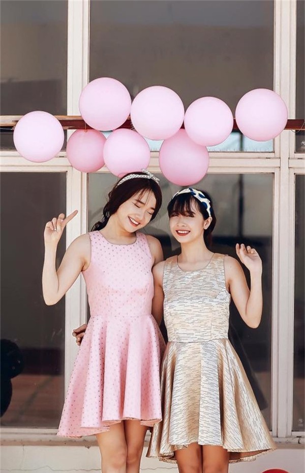 Nhan sắc gia đình toàn mỹ nhân của Nhã Phương: Chị đằm thắm dịu dàng, em trong trẻo ngọt ngào - Ảnh 20.