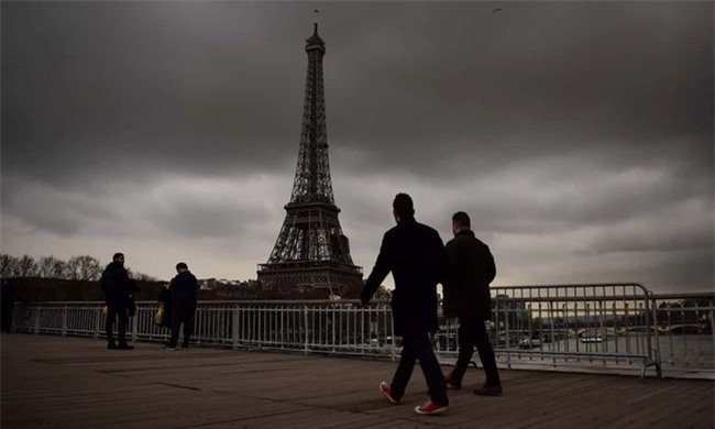 Chau Au: Nguoi dan met moi vi mua dong khong mat troi hinh anh 1
