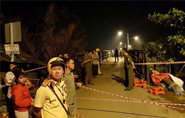 Sập cầu,Sập cầu Long Kiểng,Cầu Long Kiểng,Sài Gòn