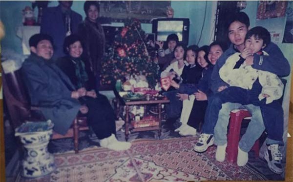 dan mang boi hoi nho lai ky niem tuoi tho qua nhung buc anh tet thoi tho au hinh anh 3