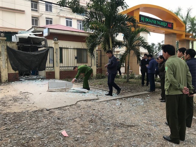 Kế hoạch cài mìn tự chế nổ cây ATM để lấy tiền trả nợ của 2 anh em - Ảnh 2.