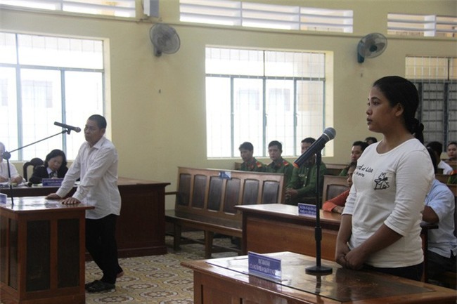 Trước khi chết, bé gái 13 tuổi nắm lấy tay mẹ: Ông Bê “lấy con” chưa giải quyết được mà mẹ định bỏ đi đâu? - Ảnh 4.