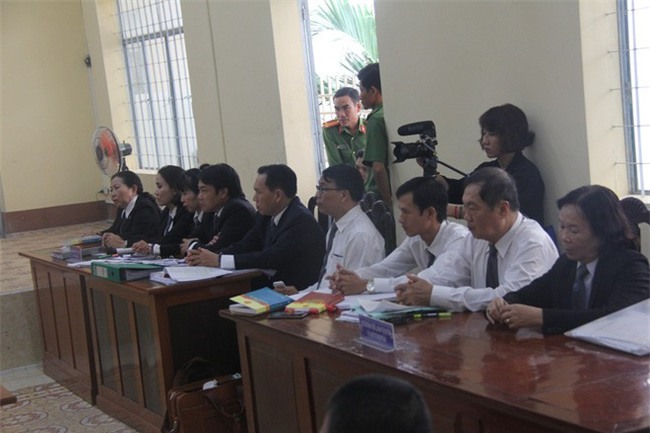 Trước khi chết, bé gái 13 tuổi nắm lấy tay mẹ: Ông Bê “lấy con” chưa giải quyết được mà mẹ định bỏ đi đâu? - Ảnh 8.