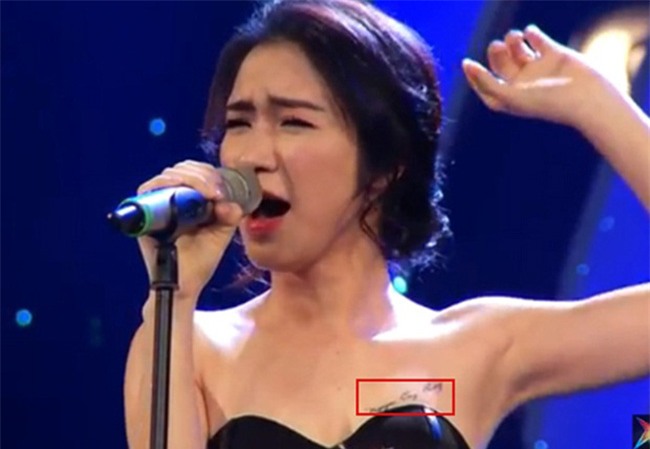 my nhan say dam cau thu viet: nguoi tai gioi, nguoi sac nuoc huong troi hinh anh 1