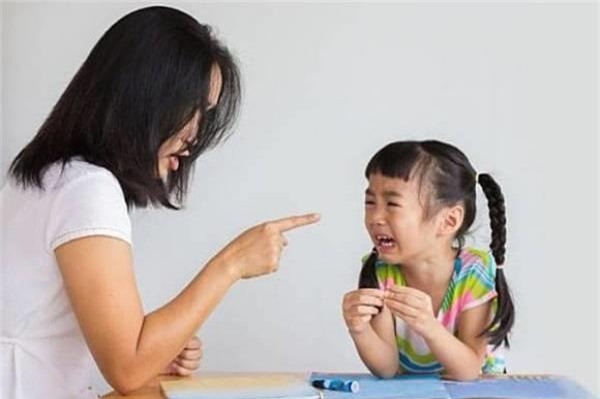 dung la mang du doi khi tre buong binh, cha me hay lam theo cach nay! - 1