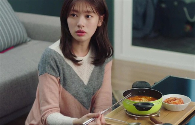 Kế hoạch ngụy trang ngoại tình của vợ khiến chồng “câm nín” - Ảnh 2.