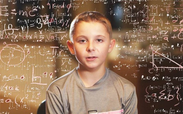 Vì sao trong khi cha mẹ Việt luôn hào hứng khoe con tài giỏi thì người Do Thái lại giấu con dù đó là thiên tài?