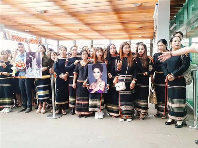 27157880_398484297256260_1191993460_n