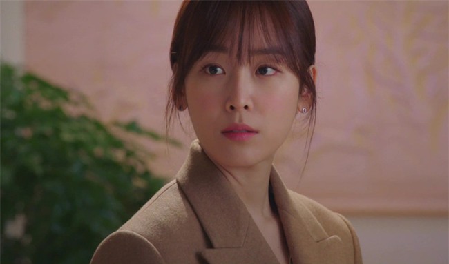 Cuộc đụng độ giữa hai vợ chồng ở khách sạn ngay trong ngày kỉ niệm 1 năm ngày cưới - Ảnh 1.