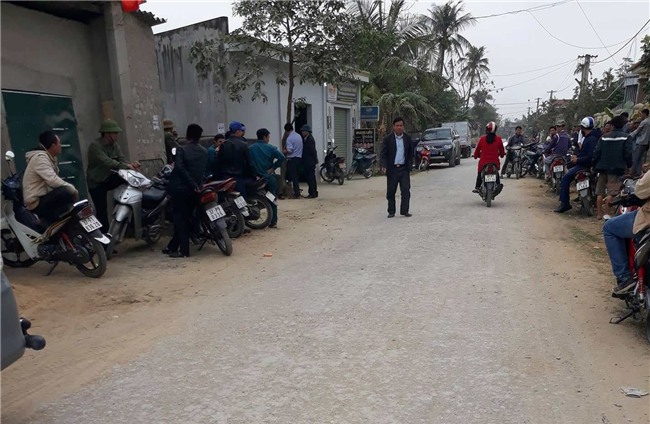 Điều tra vụ một thợ sơn bị chém đứt động mạch tử vong trong đêm - Ảnh 1.