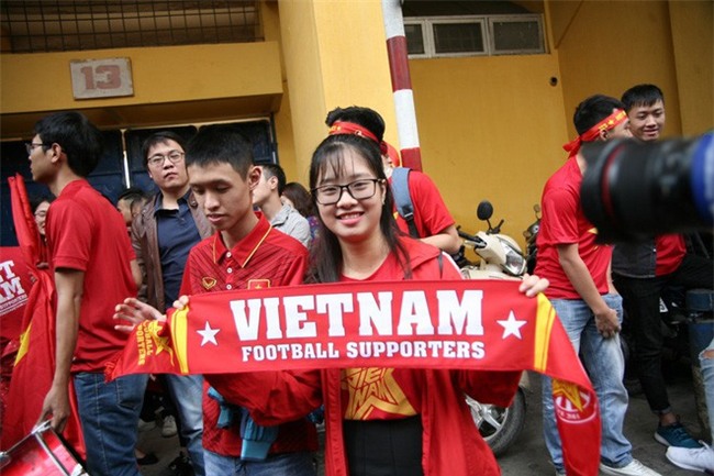 Cập nhật: Không khí hào hứng của người hâm mộ trước trận đấu lịch sử U23 Việt Nam - U23 Qatar - Ảnh 5.