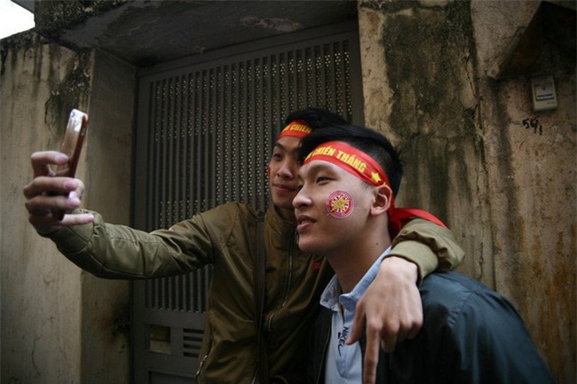 Cập nhật: Không khí hào hứng của người hâm mộ trước trận đấu lịch sử U23 Việt Nam - U23 Qatar - Ảnh 7.