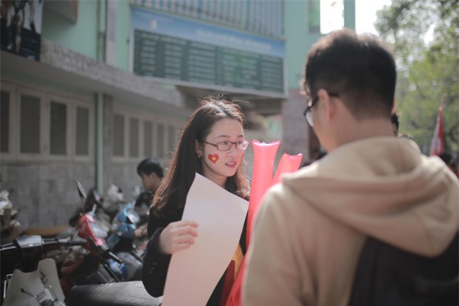 Không khí hừng hực khắp cả nước, tất cả một lòng cổ vũ đội tuyển U23 Việt Nam trước trận bán kết lịch sử với Qatar