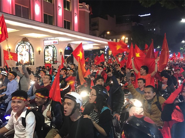 Phố Hàng Bài - Hà Nội (Ảnh: Toàn Vũ)