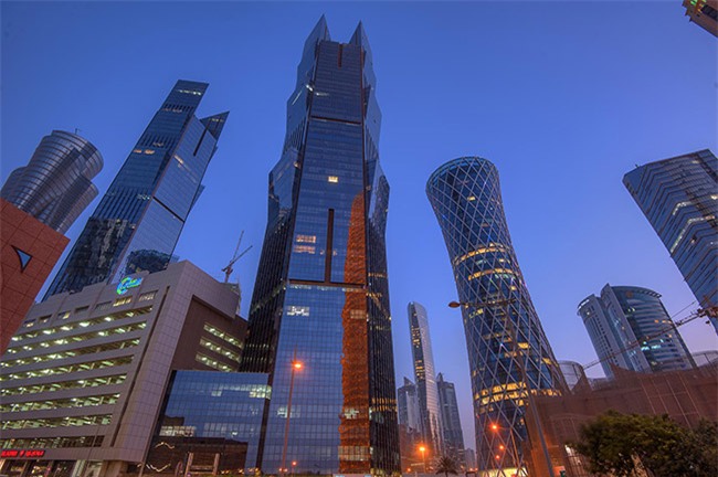 choang ngop nhung toa nha choc troi o xu so nha giau qatar hinh anh 3